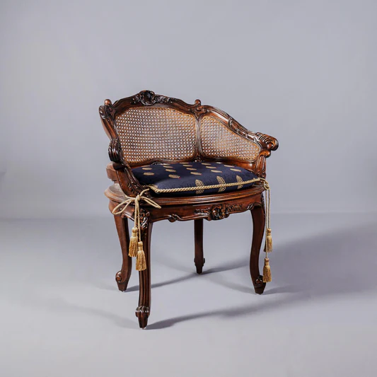 LUXURY BEDROOM FURNITURE